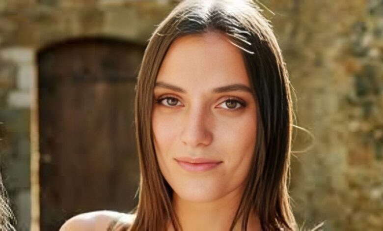 Shana Loustau